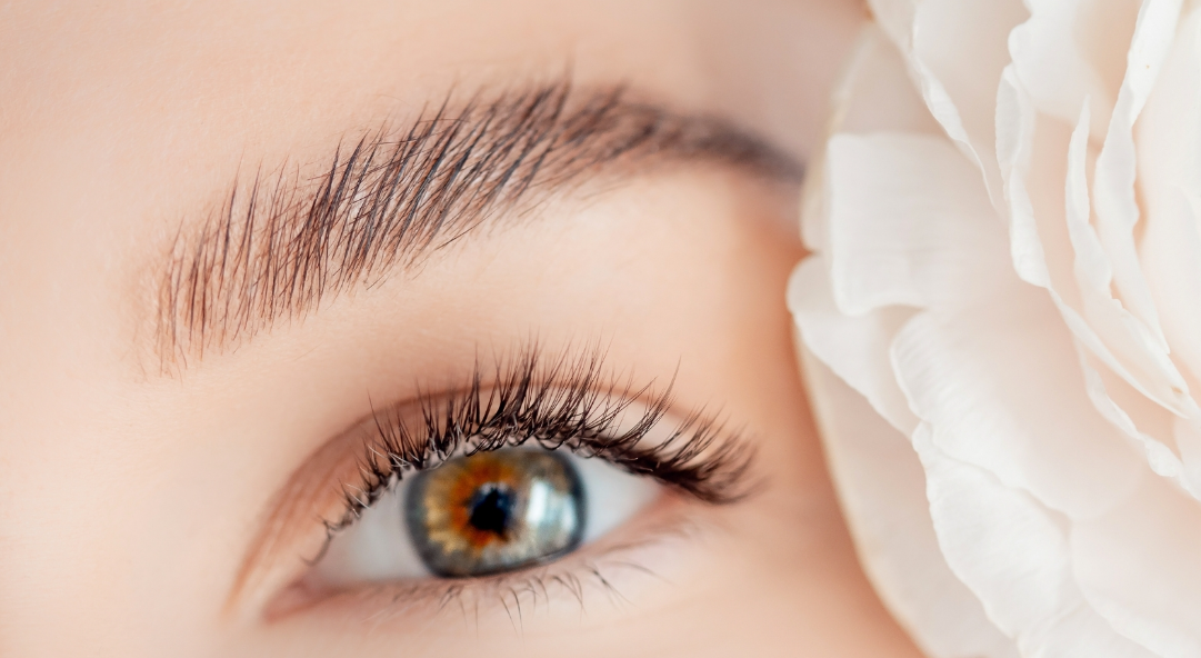 microblading eyebrows in Auckland