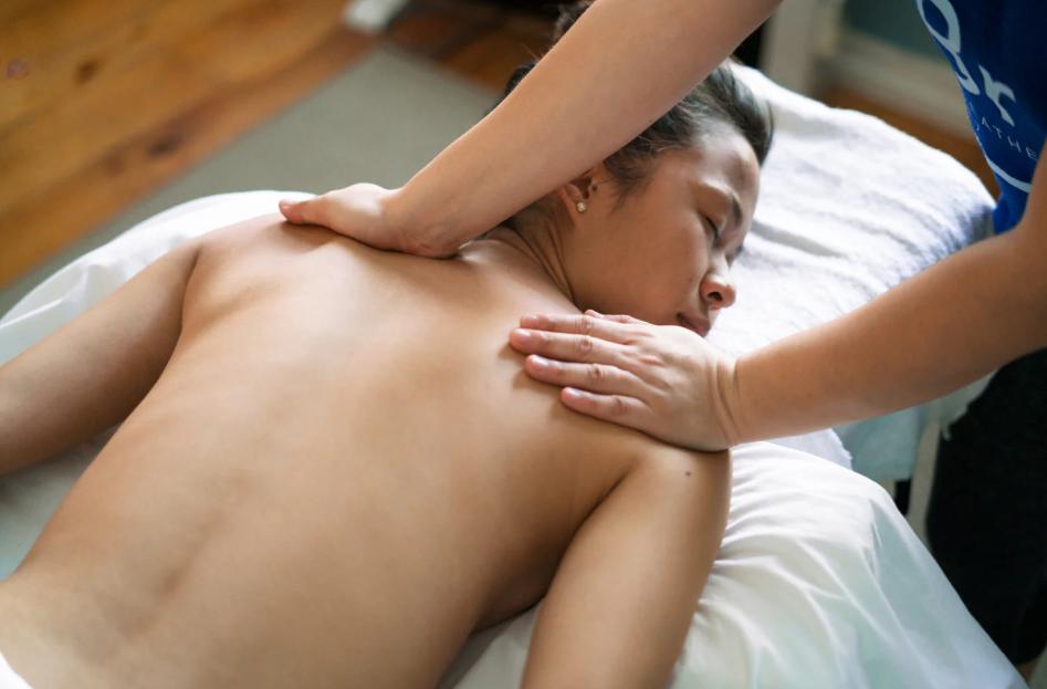 Unwind and Rejuvenate: The Healing Touch of Remedial Massage in Casuarina